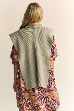 Side Split Turtleneck Sleeveless Sweater