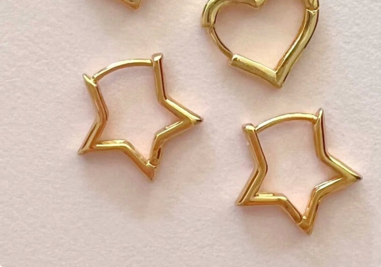 Mini Huggie Star Earrings